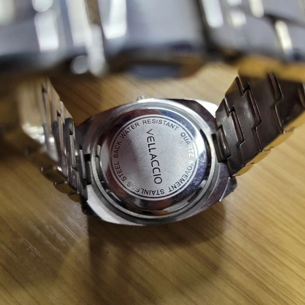Vellaccio Mens Watch Cracked Quartz Movement Stainless Steel Needs Battery